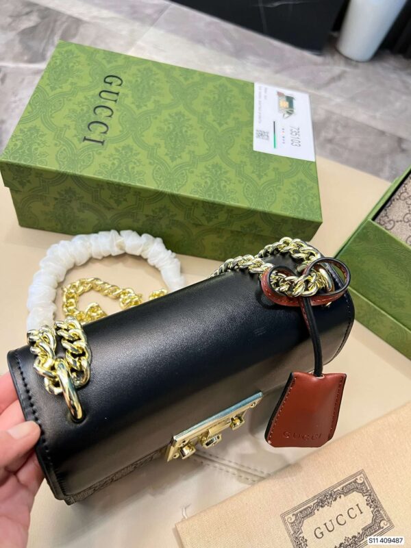 Modern Style Trendy GG Handbag 009