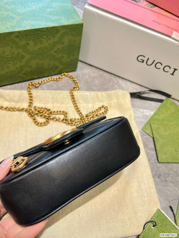 Modern Style Trendy GG Handbag 007