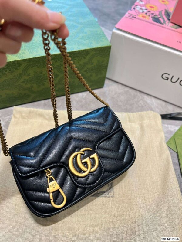 Modern Style Trendy GG Handbag 007