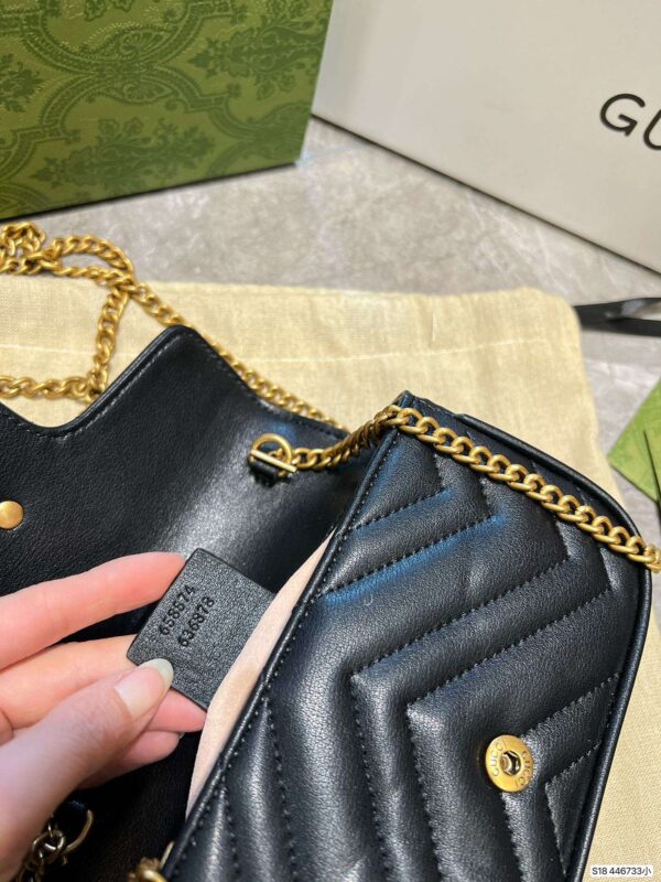 Modern Style Trendy GG Handbag 007