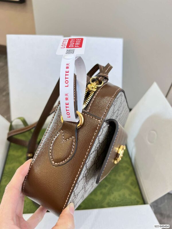 Modern Style Trendy GG Handbag 005