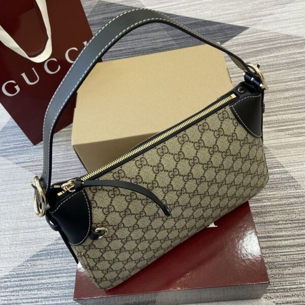 GG Emblem Small Shoulder Bag 815216