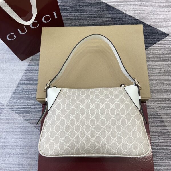 GG Emblem Small Shoulder Bag 815216