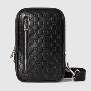 GG Emblem Small Crossbody Bag 862915
