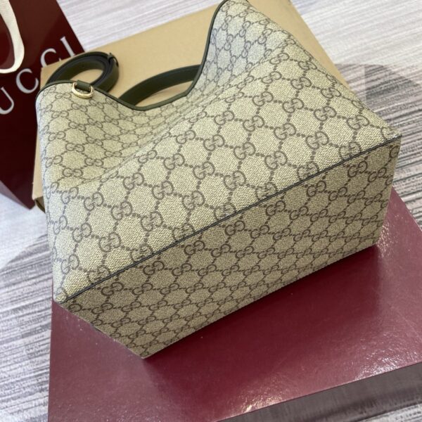 GG Emblem Small Bucket Bag 815103-1