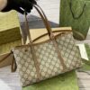 GG Emblem Medium Tote Bag 815214