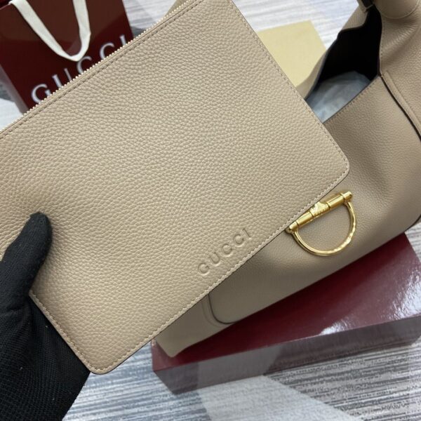 GG Softbit Maxi Shoulder Bag 837466-2