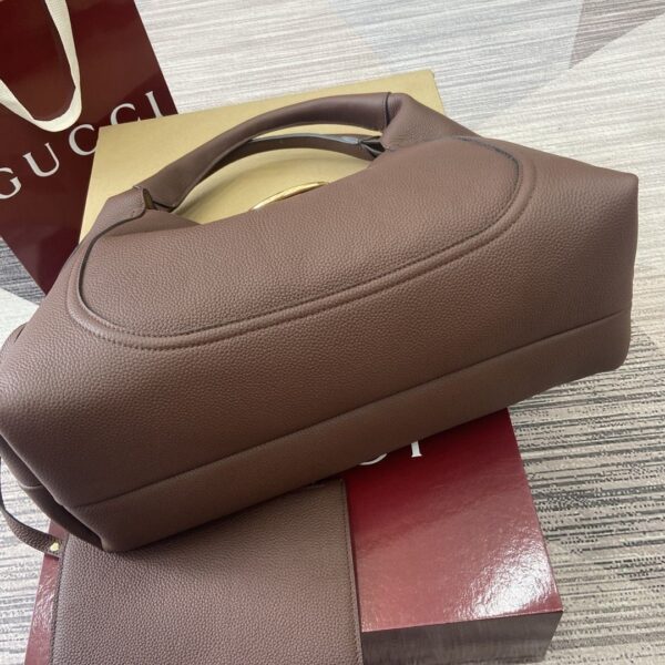 GG Softbit Maxi Shoulder Bag 837466-1