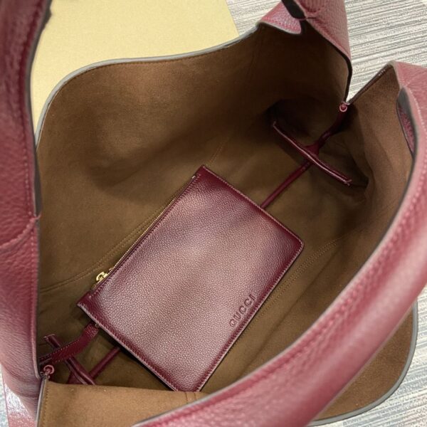 GG Softbit Maxi Shoulder Bag 837466-1
