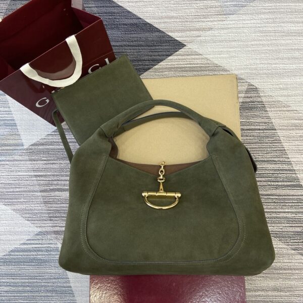 GG Softbit Maxi Shoulder Bag 837466