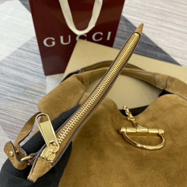 GG Softbit Maxi Shoulder Bag 837466