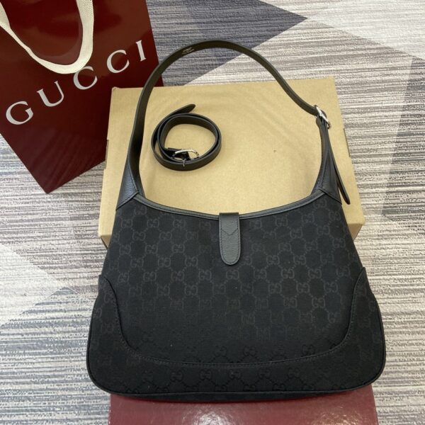 GG Jackie 1961 Medium Shoulder Bag 863136