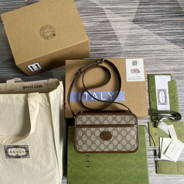 GG Supreme Interlocking Mini Bag 658572