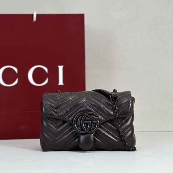 GG Marmont Medium Shoulder Bag 856368