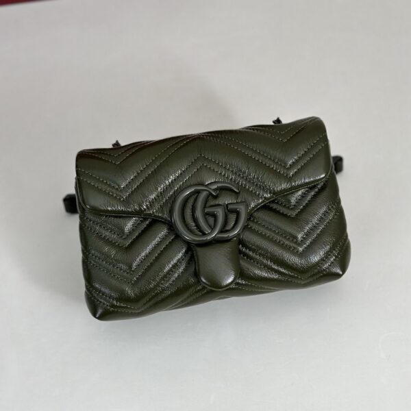 GG Marmont Medium Shoulder Bag 856368