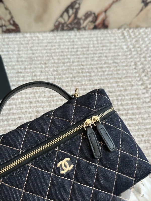 Modern Style Trendy Bag C4101