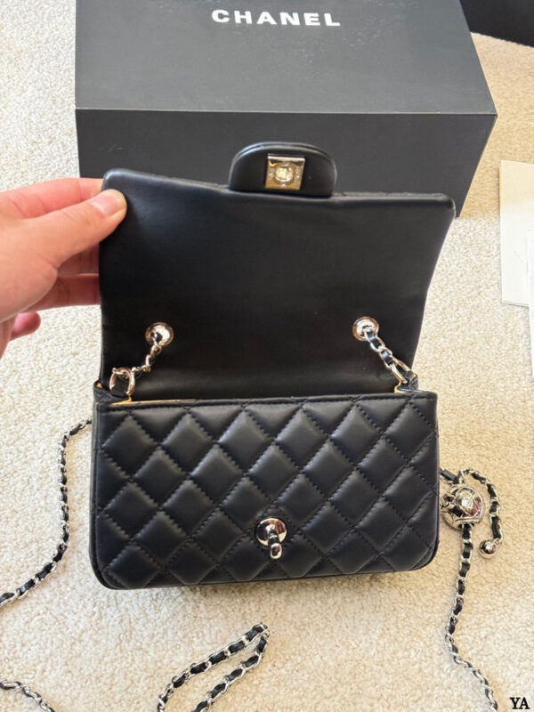 Modern Style Trendy Bag C4084