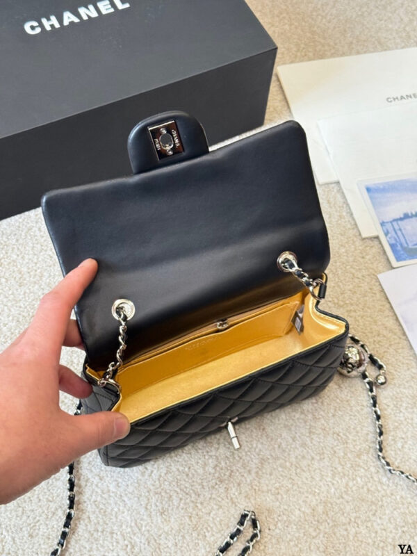 Modern Style Trendy Bag C4084