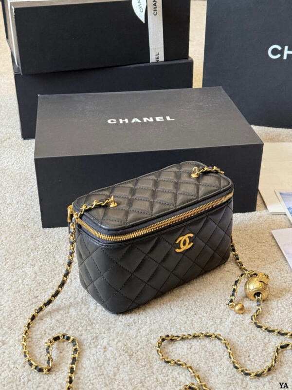 Modern Style Trendy Bag C4083