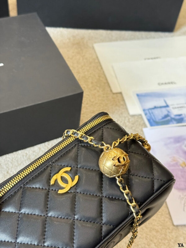 Modern Style Trendy Bag C4083