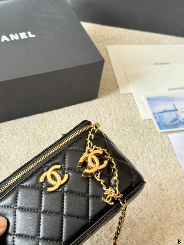 Modern Style Trendy Bag C4080