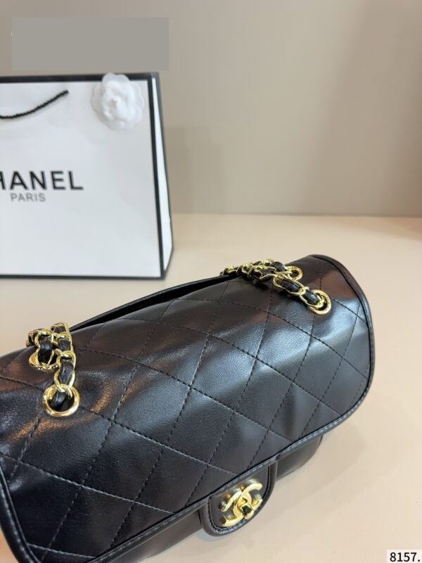 Modern Style Trendy CN Handbag CC261112