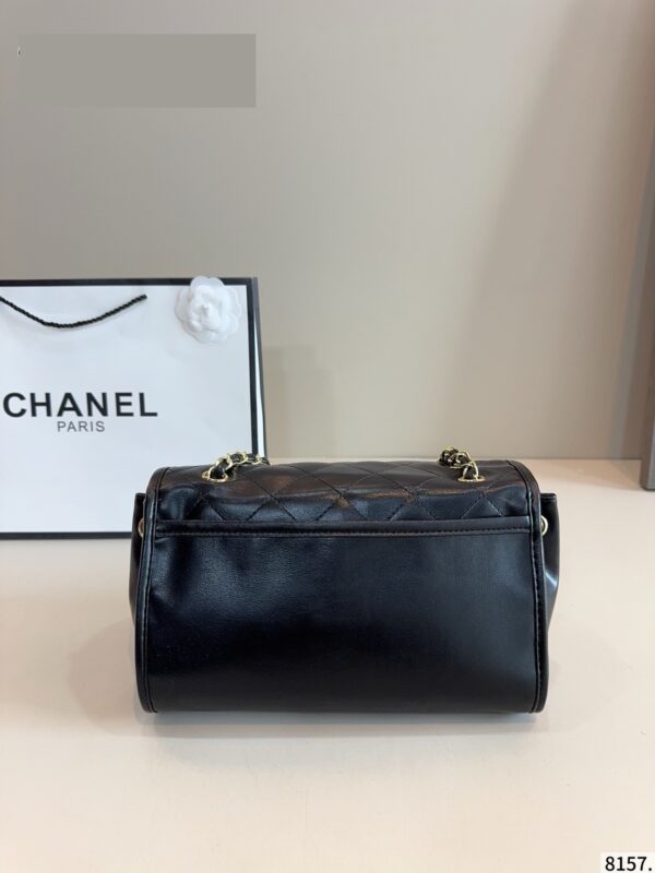 Modern Style Trendy CN Handbag CC261112