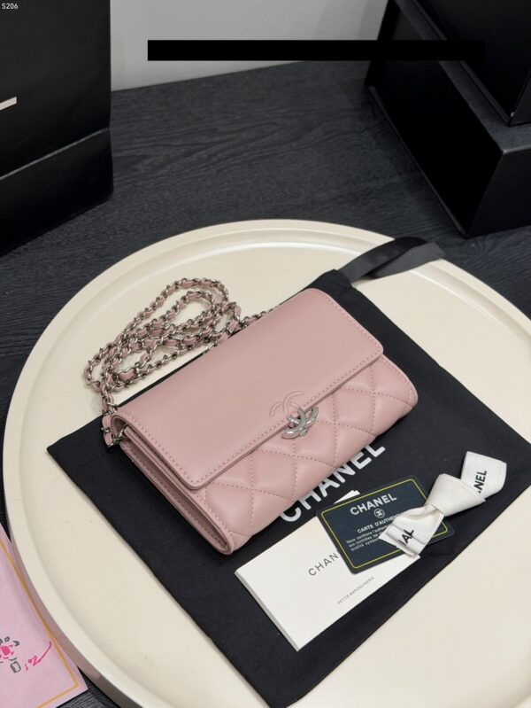 Modern Style Trendy CN Handbag CC261211