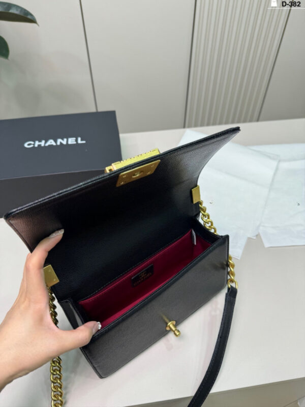 Modern Style Trendy Bag C4078
