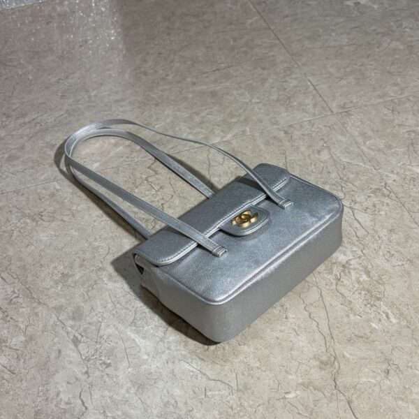 Iconic CN Handbag 7031