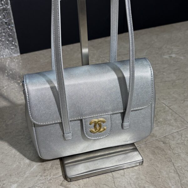 Iconic CN Handbag 7031