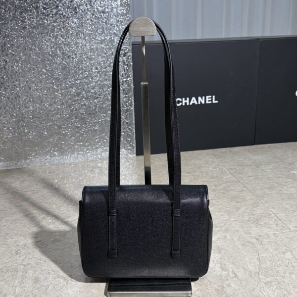 Iconic CN Handbag 7031