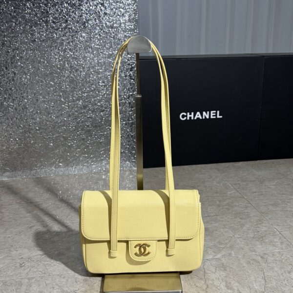 Iconic CN Handbag 7031