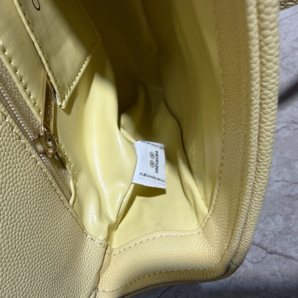 Iconic CN Handbag 7031