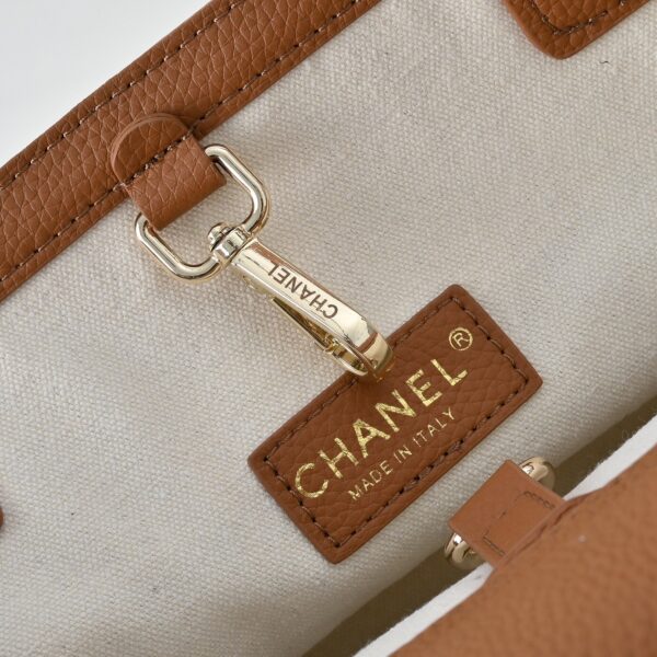 Iconic CN Handbag 7078