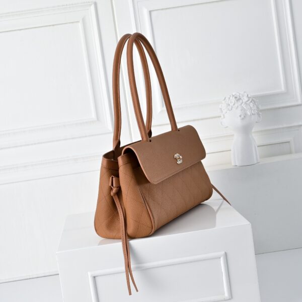Iconic CN Handbag 7078