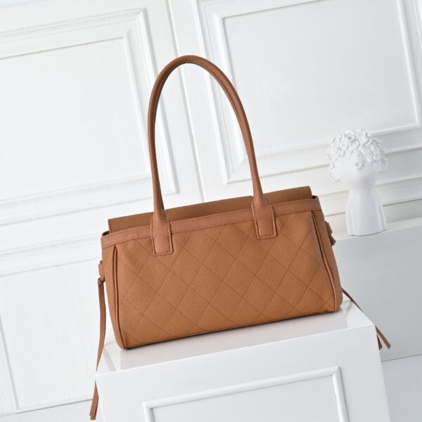 Iconic CN Handbag 7078