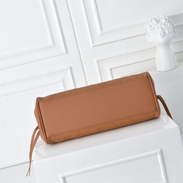 Iconic CN Handbag 7078
