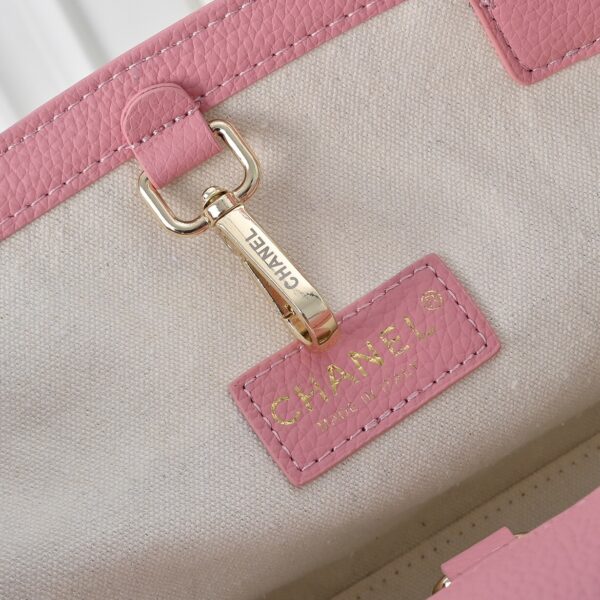 Iconic CN Handbag 7078