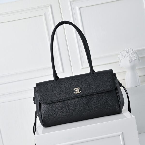 Iconic CN Handbag 7078