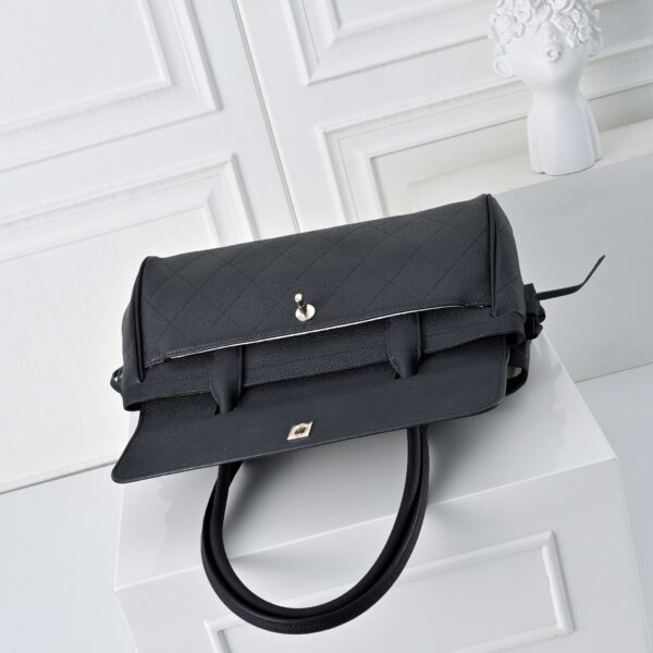 Iconic CN Handbag 7078