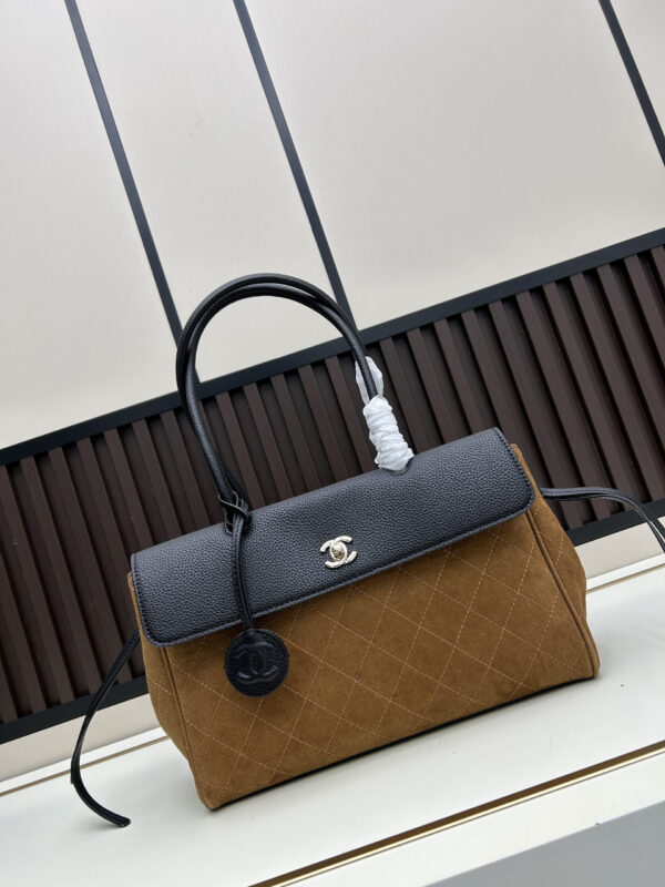 Iconic CN Handbag 019-092