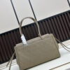 Iconic CN Handbag 019-092
