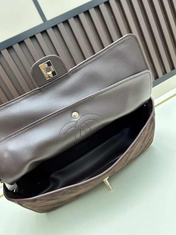Iconic CN Handbag C014