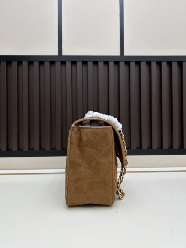 Iconic CN Handbag C014