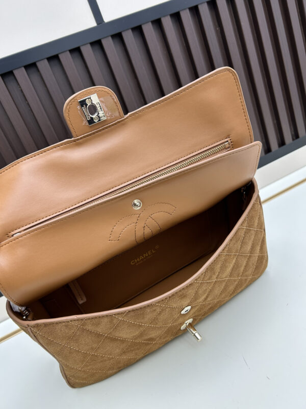 Iconic CN Handbag C014