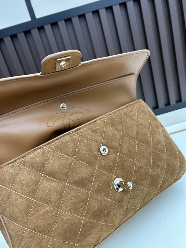 Iconic CN Handbag C014