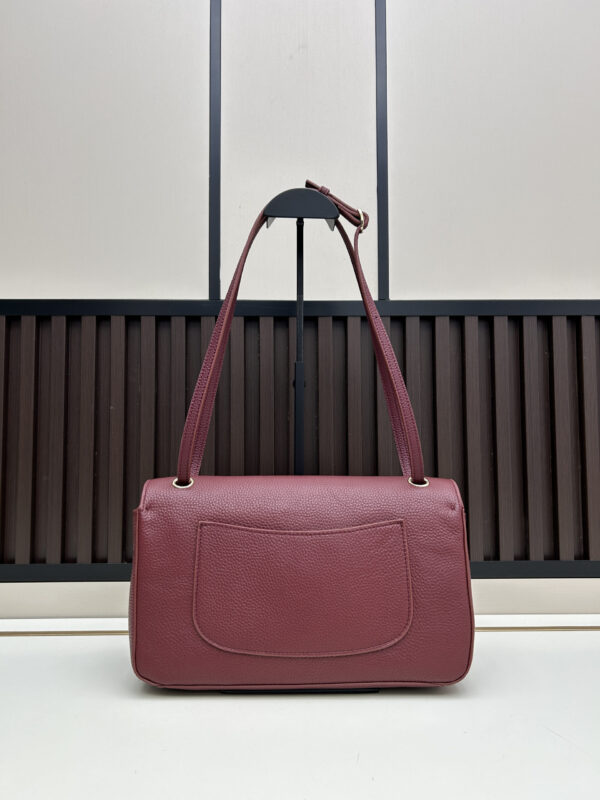 Iconic CN Handbag C013