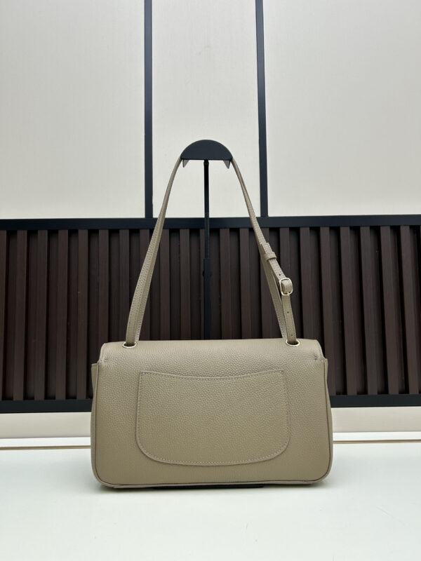Iconic CN Handbag C013
