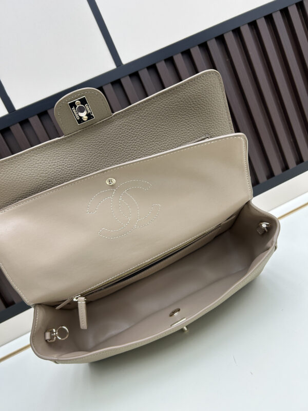 Iconic CN Handbag C013